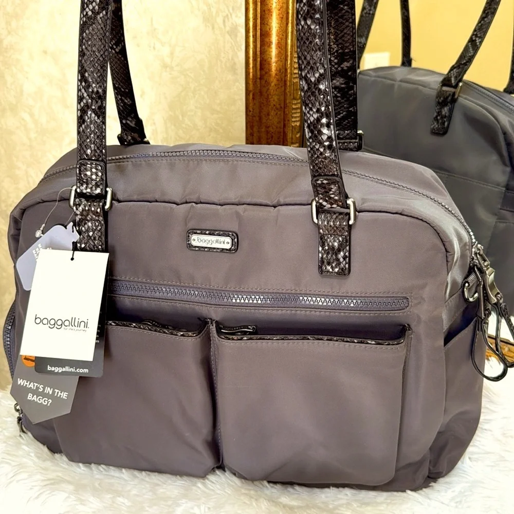 New Baggallini Fifth Avenue Weekender Bag. Gray w/snakeskin look handles & trim